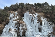 홍제폭포, 거대 은빛 빙벽’글로벌 겨울 랜드마크로