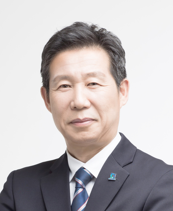 유 경 선<br>
재정건설위원장<br>

